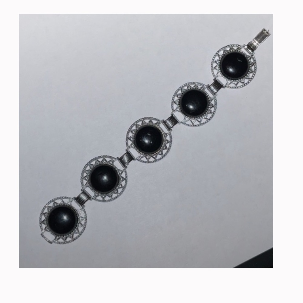 Vintage Sarah Coventry JET SET Silver Bracelet